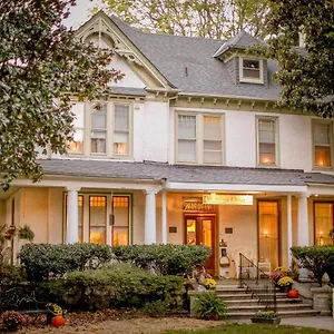 Magnolia House Oda ve Kahvaltı