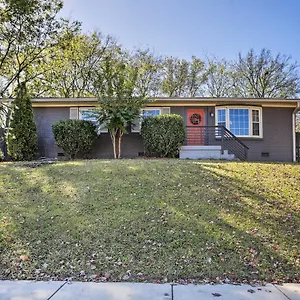Walk To Music Row In Edgehill! Holiday home